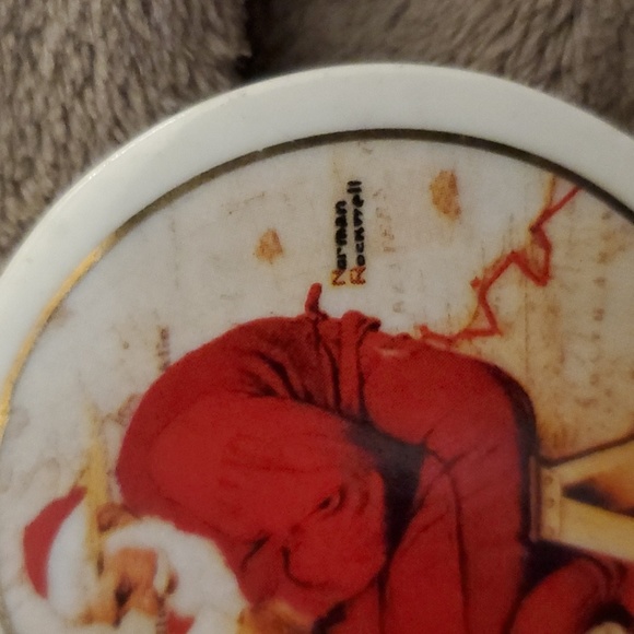FREE W/ ANY PURCHASE ~ Vtg Norman Rockwell 1988 ~ Rare Eckerd Christmas Ornament - Picture 3 of 3